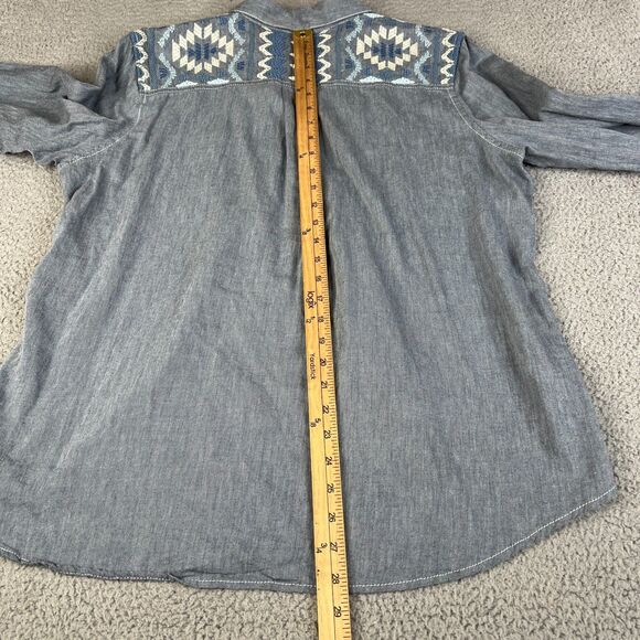 Ariat Real Denim Shirt Womens XL Blue Chambray Embroidered Relaxed Rodeo Cowgirl - Picture 6 of 9